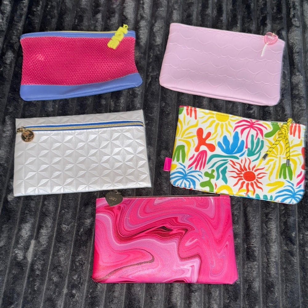Ipsy Pink Cosmetic Bag with Glossy Swirl Design